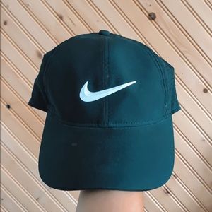 Nike golf hat
